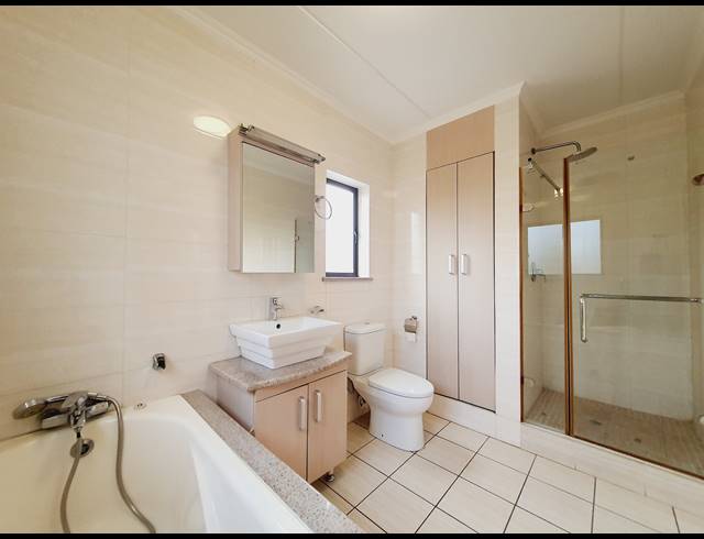 2 BEDROOM APARTMENT RENTED IN NOORDWYK